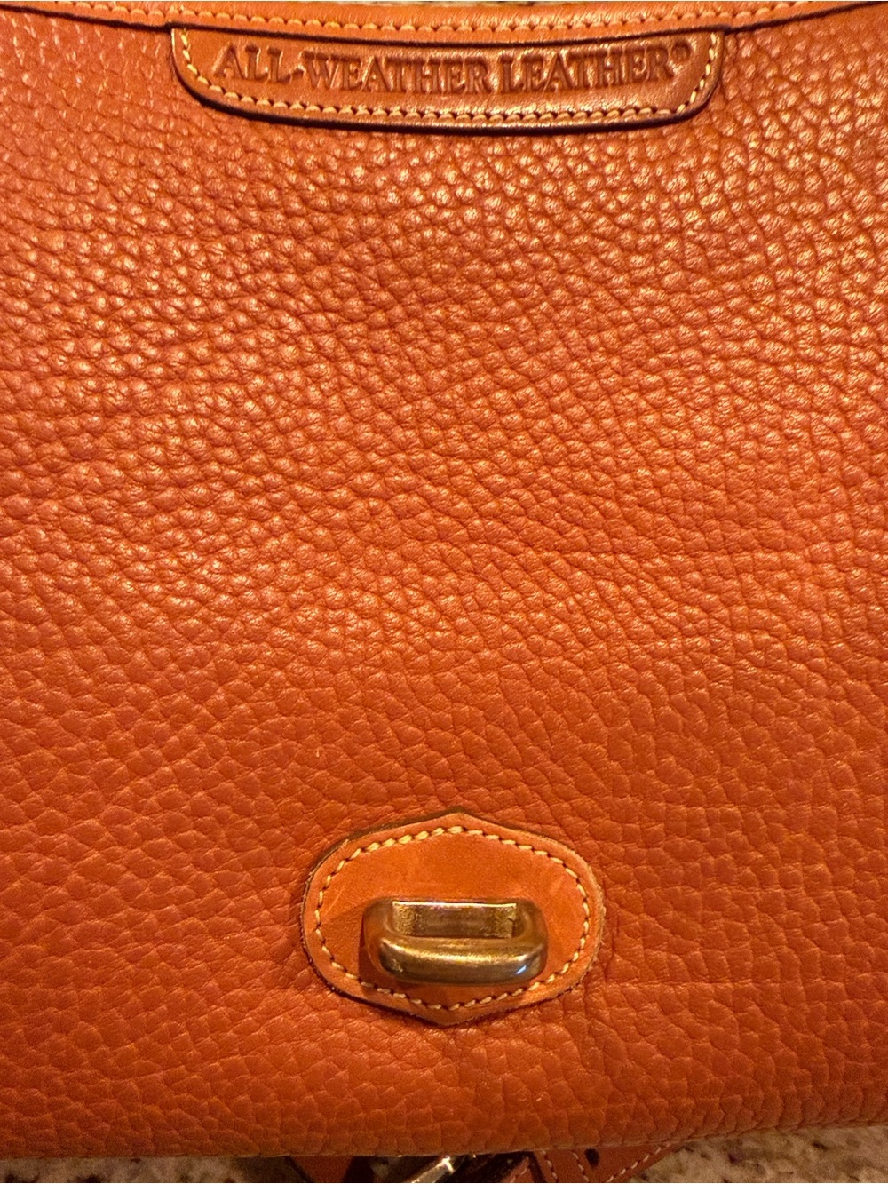 Dooney & Bourke 80’s Vintage Essex Shoulder Bag Saddle Tan All Weather Leather - Picture 4 of 16
